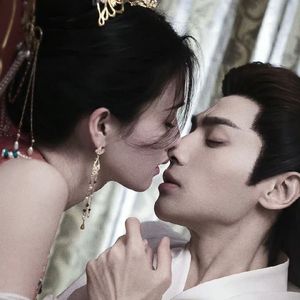 人人妻人人爽凹凸
